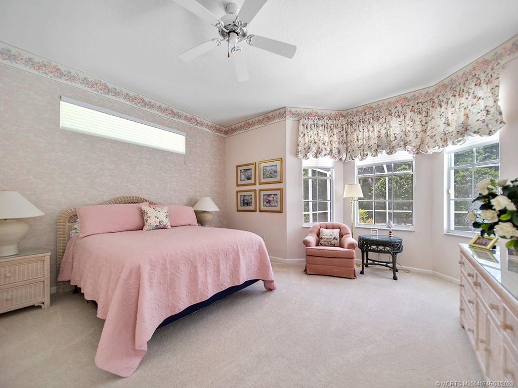 2855 NE Sewalls Landing Way