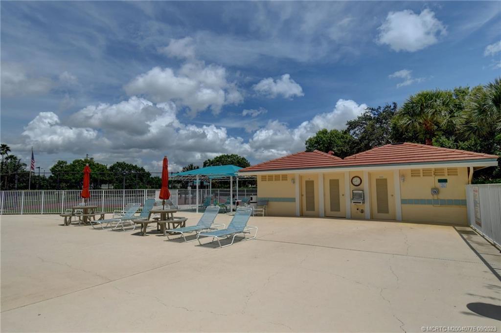 3709 SW Whispering Sound Drive