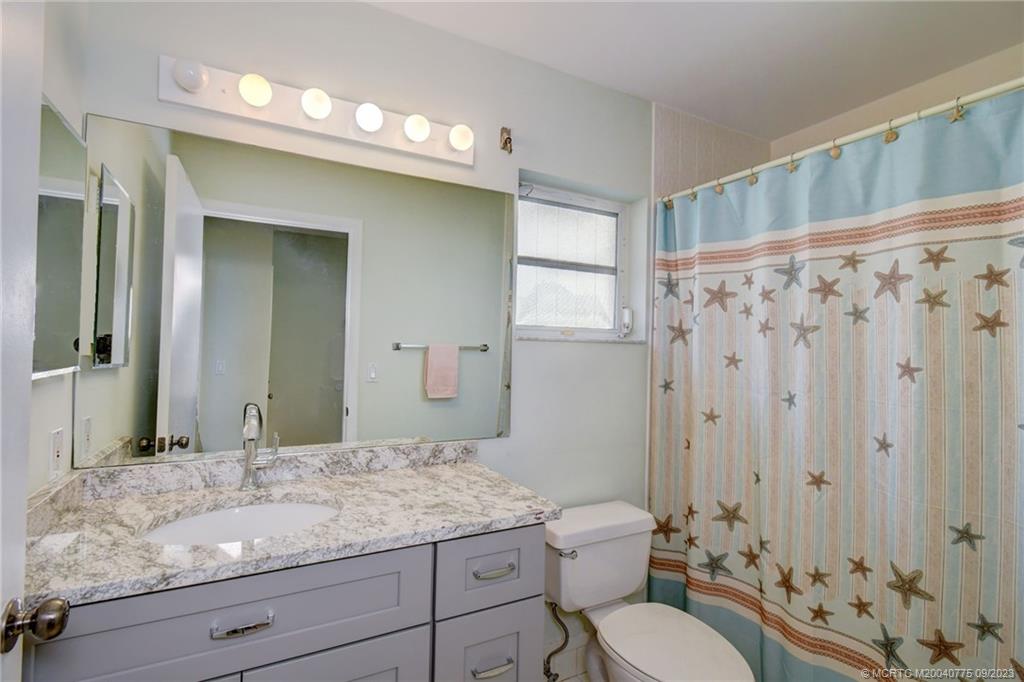 3709 SW Whispering Sound Drive