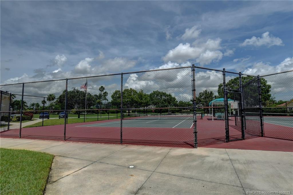 3709 SW Whispering Sound Drive