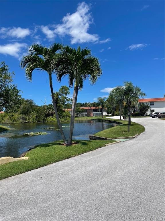 1225 NW 21st Street 4-2410