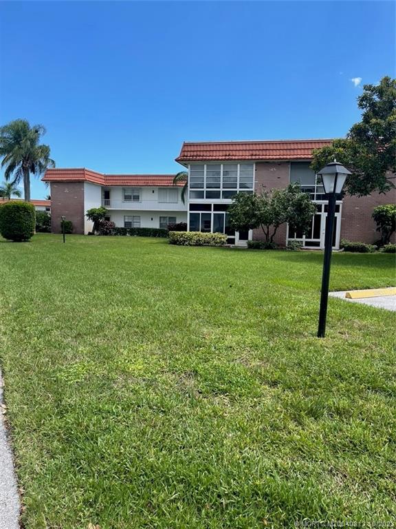 1225 NW 21st Street 4-2410