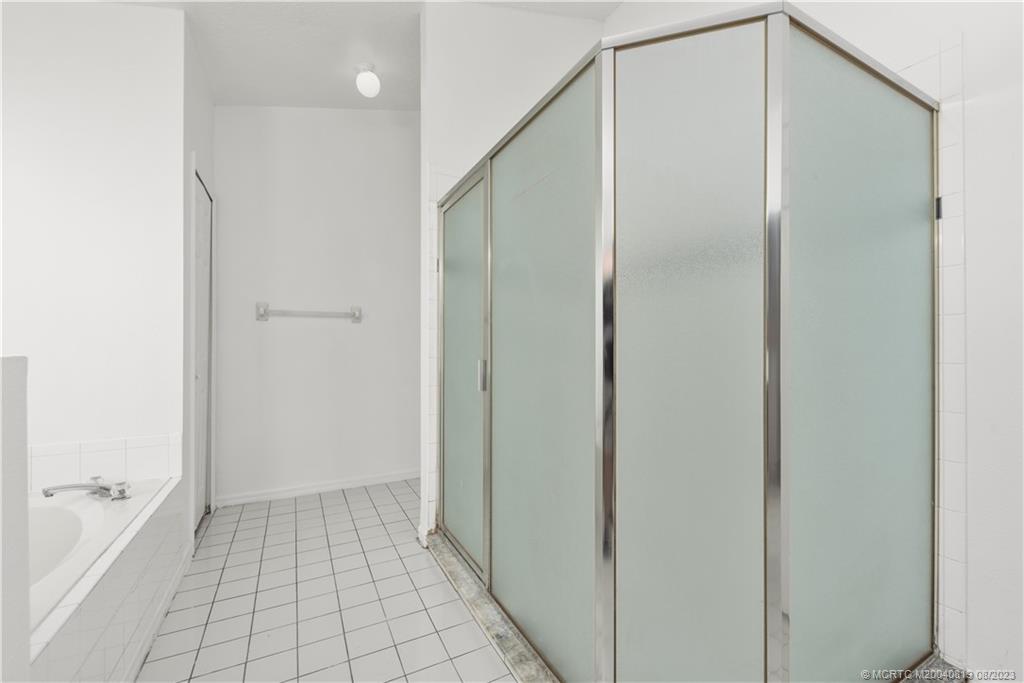 2390 SE Haddon Street