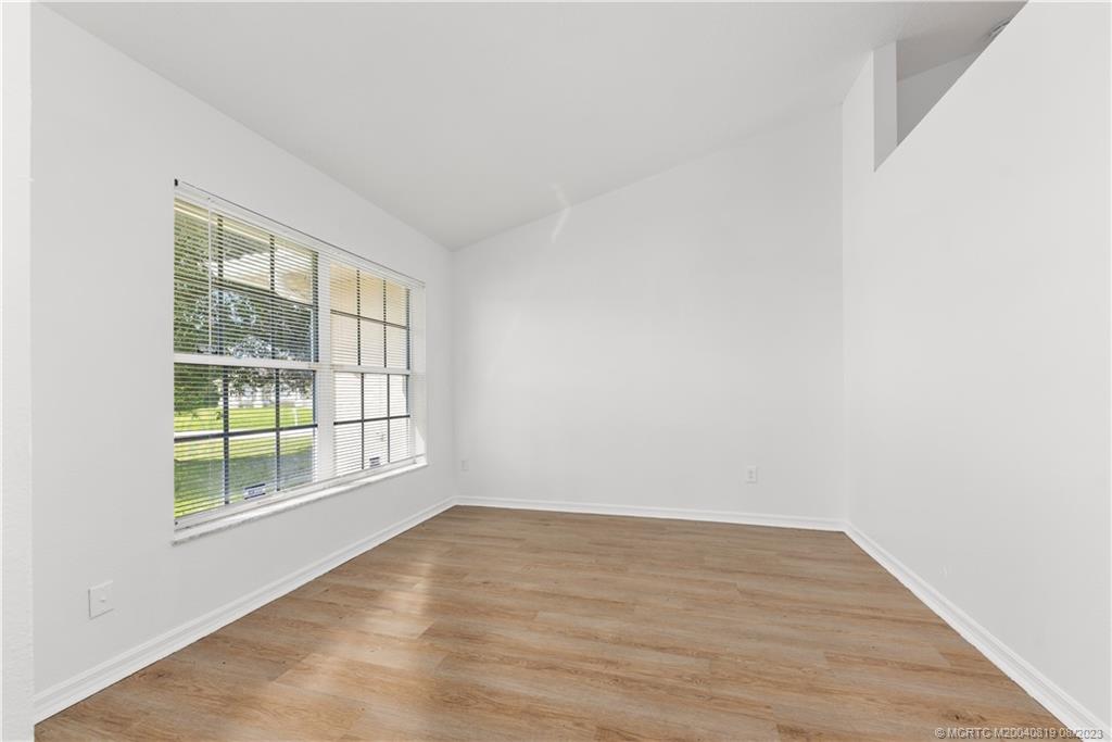 2390 SE Haddon Street