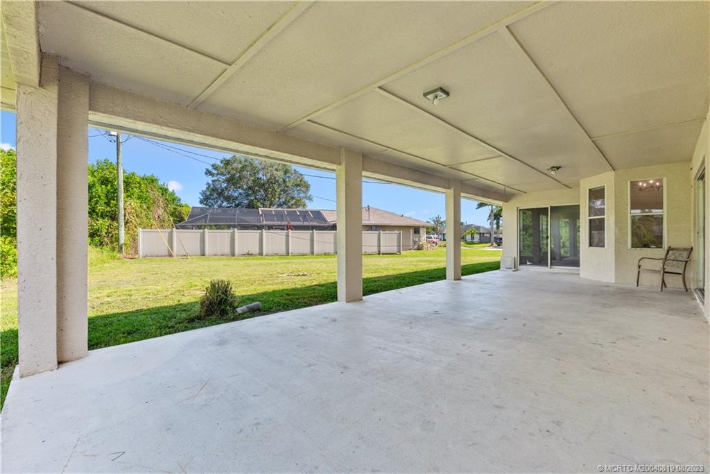 2390 SE Haddon Street