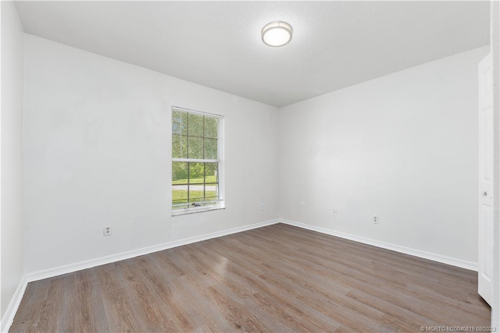 2390 SE Haddon Street