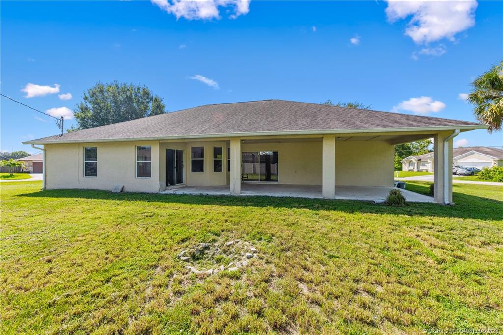 2390 SE Haddon Street