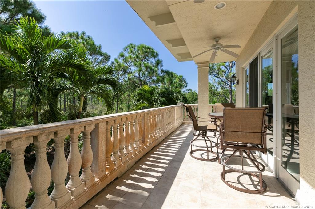 946 SE Willoughby Trace