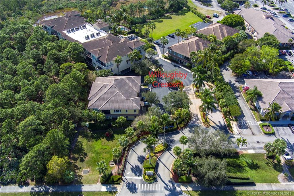 946 SE Willoughby Trace