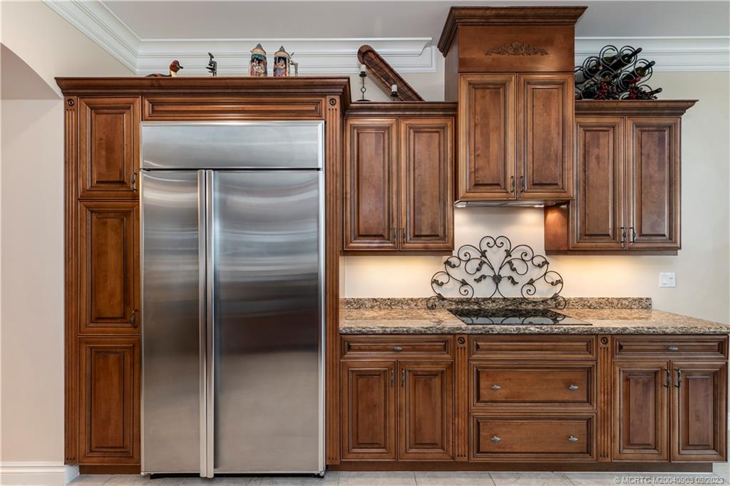 946 SE Willoughby Trace