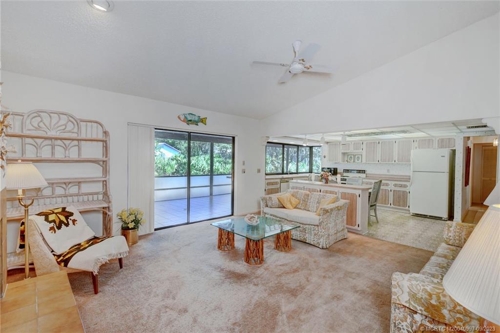 2923 NE Rosetree Drive