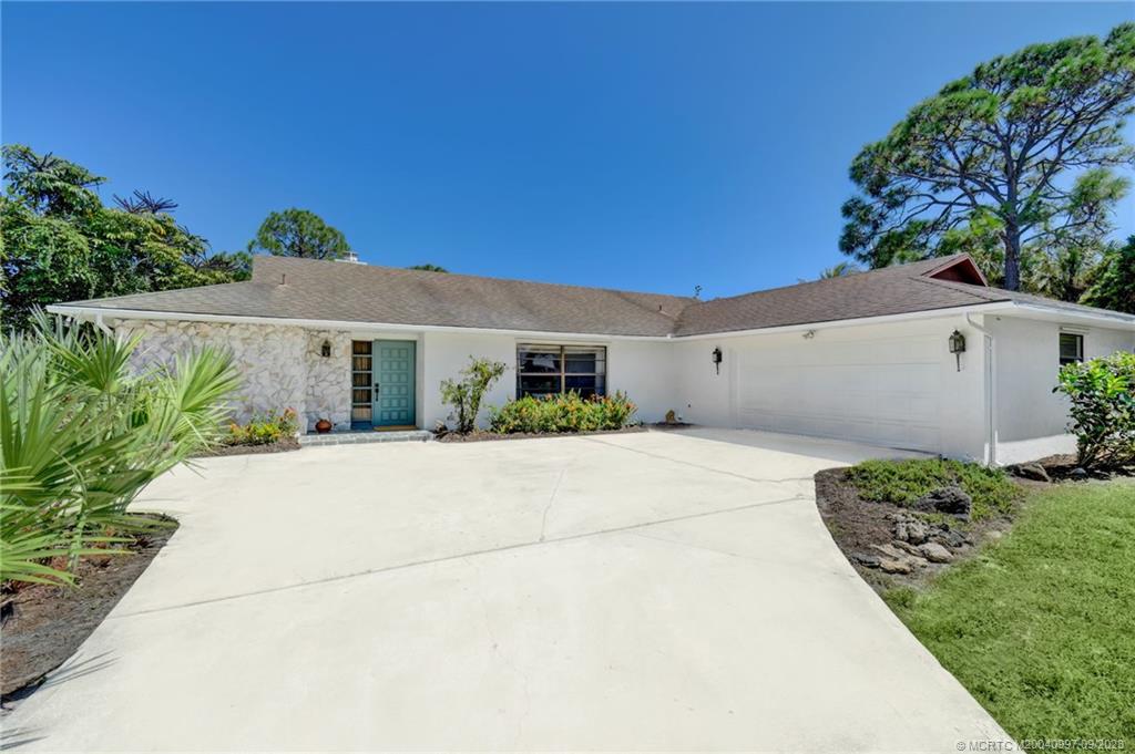 2923 NE Rosetree Drive