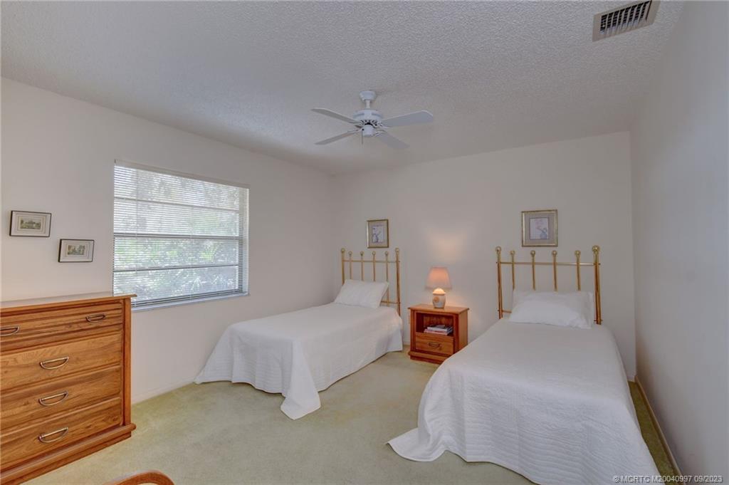 2923 NE Rosetree Drive