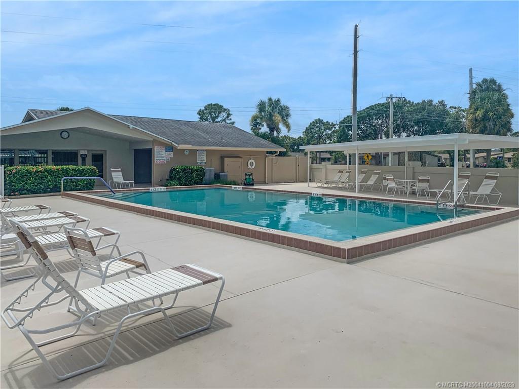 3171 SE Aster Lane 1106