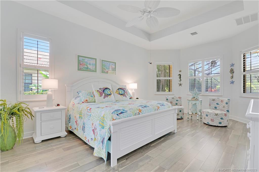 2296 NW Diamond Creek Way