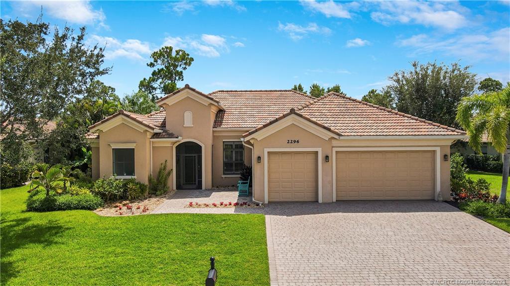 2296 NW Diamond Creek Way