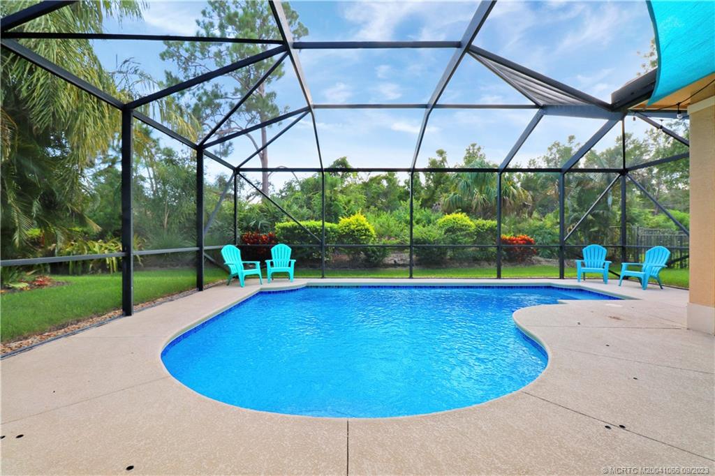 2296 NW Diamond Creek Way