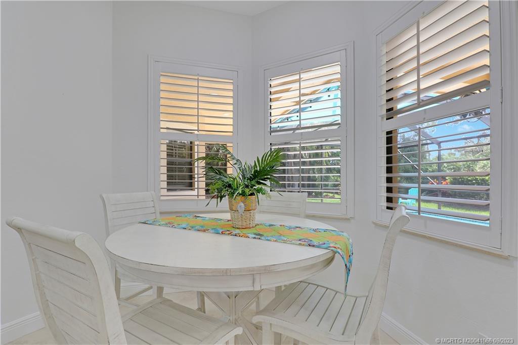 2296 NW Diamond Creek Way