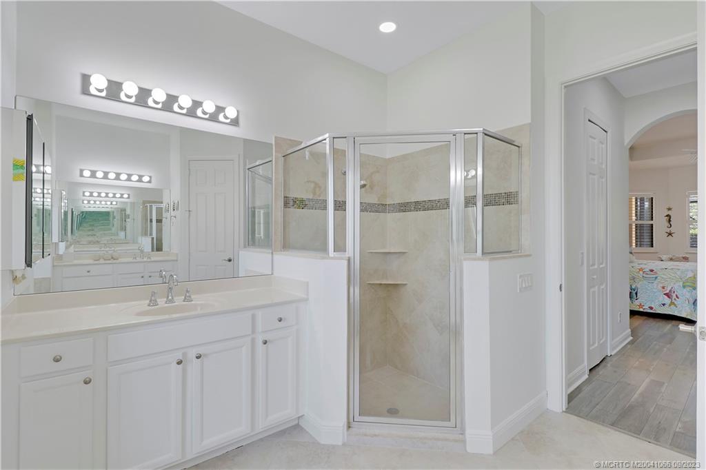 2296 NW Diamond Creek Way