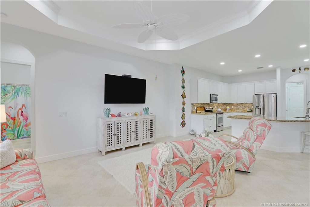 2296 NW Diamond Creek Way