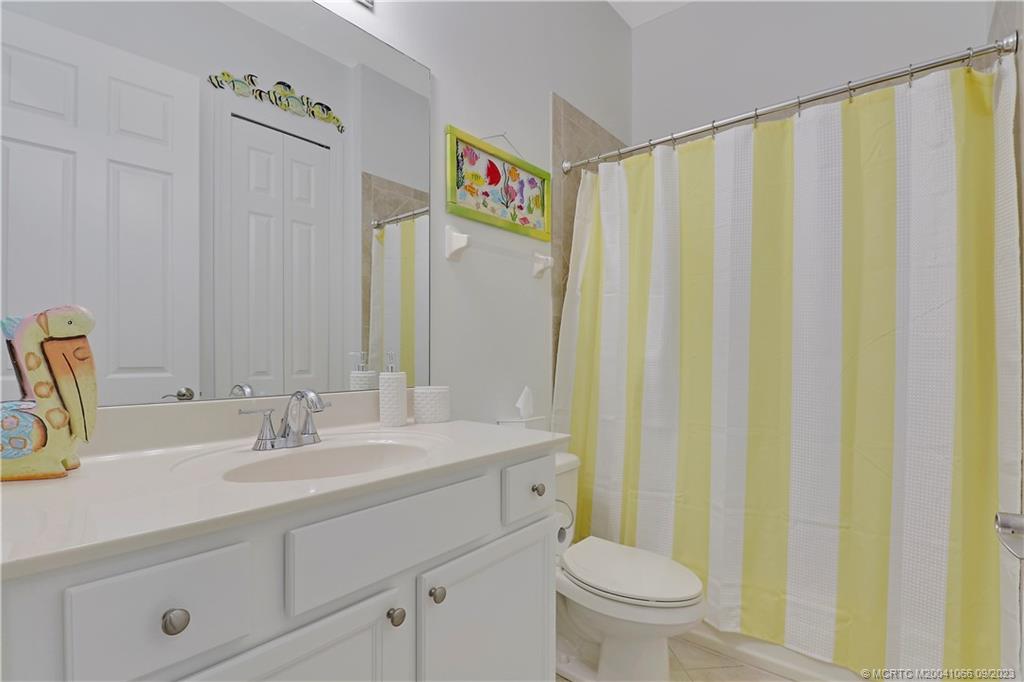 2296 NW Diamond Creek Way