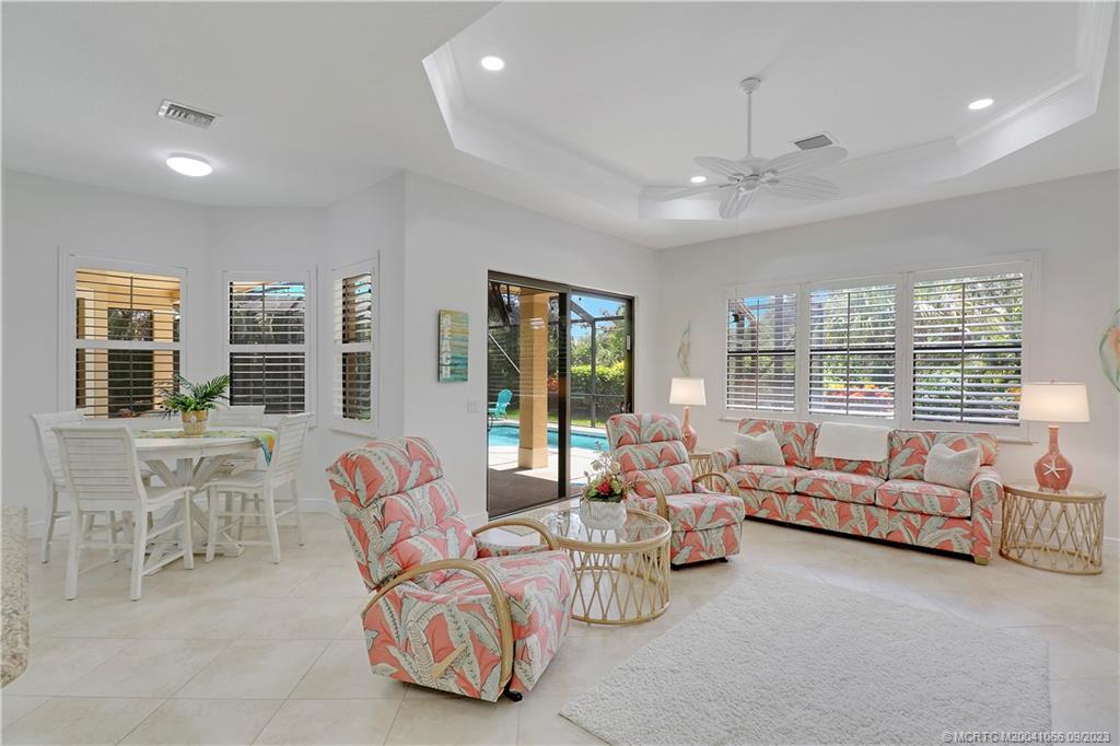 2296 NW Diamond Creek Way