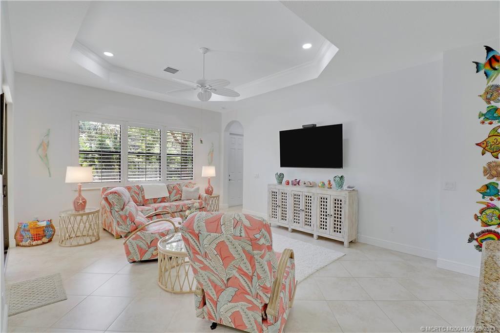 2296 NW Diamond Creek Way