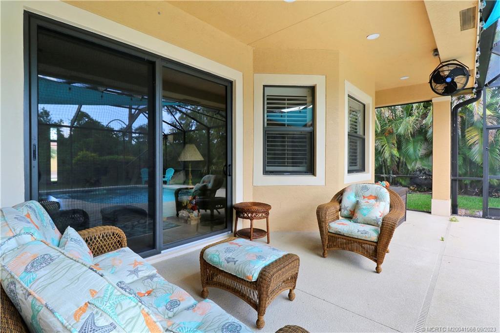 2296 NW Diamond Creek Way