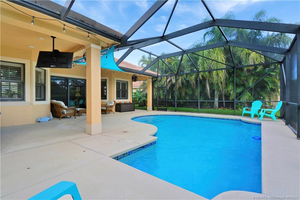 2296 NW Diamond Creek Way