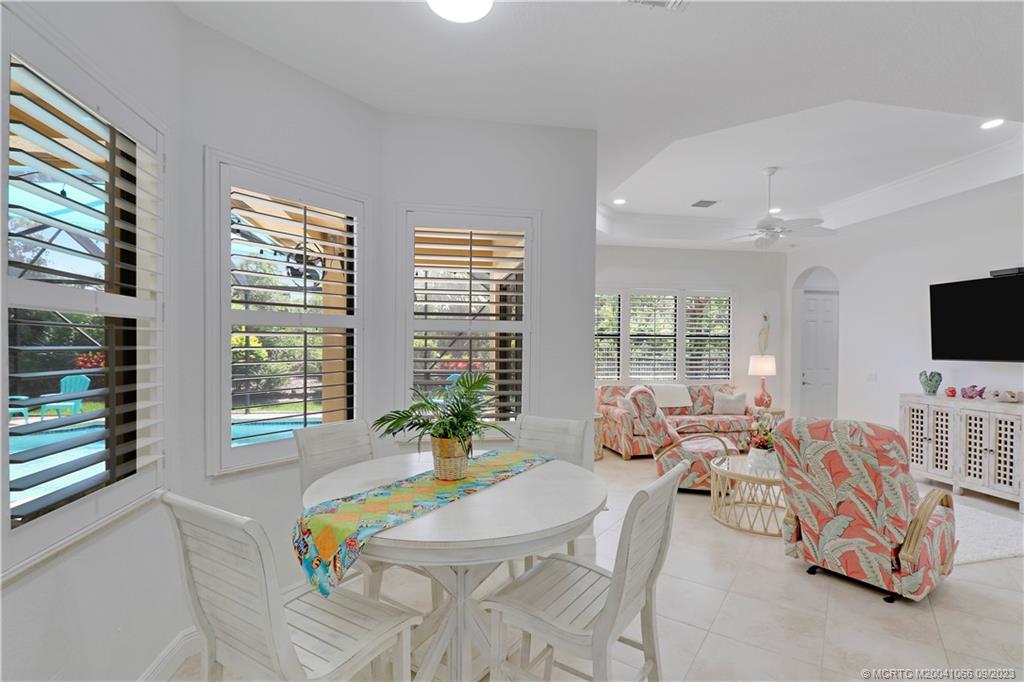 2296 NW Diamond Creek Way