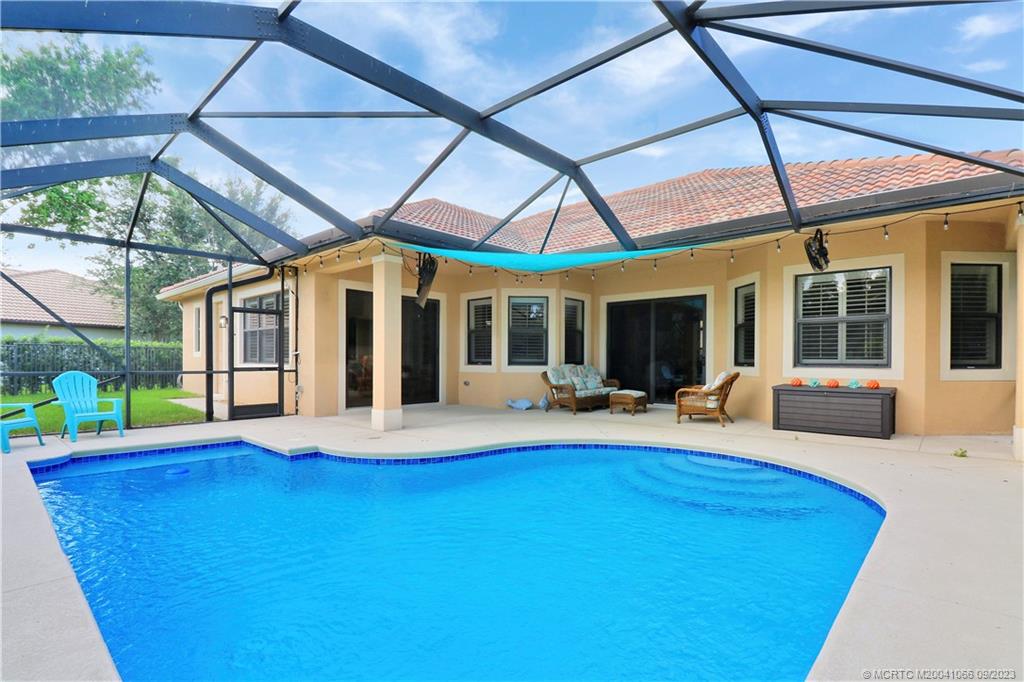 2296 NW Diamond Creek Way