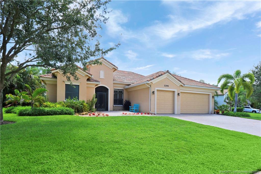 2296 NW Diamond Creek Way