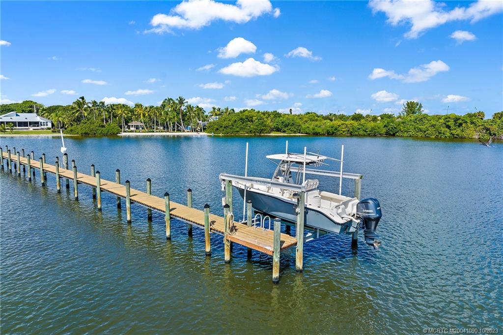 10 S Sewalls Point Road