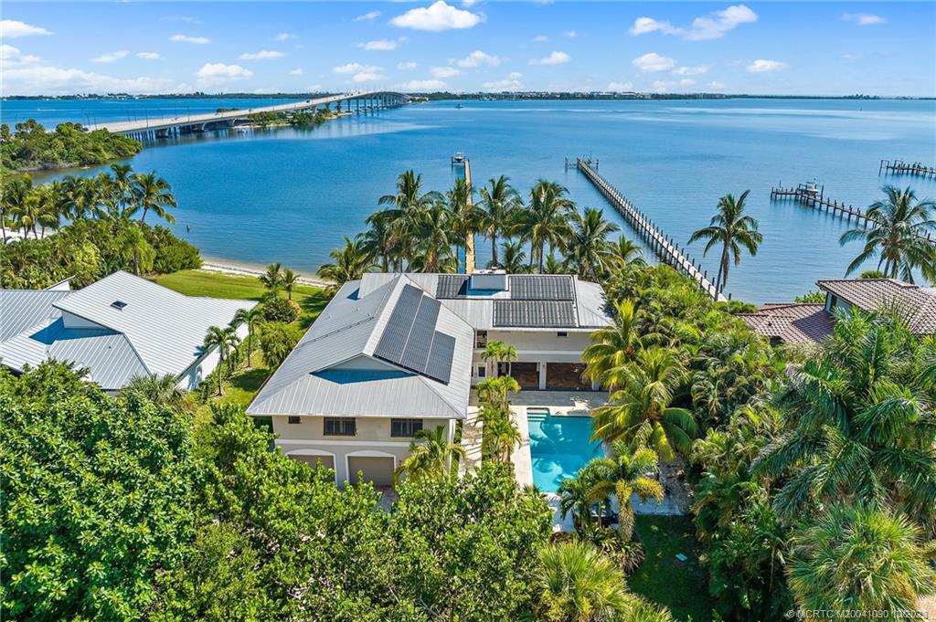 10 S Sewalls Point Road