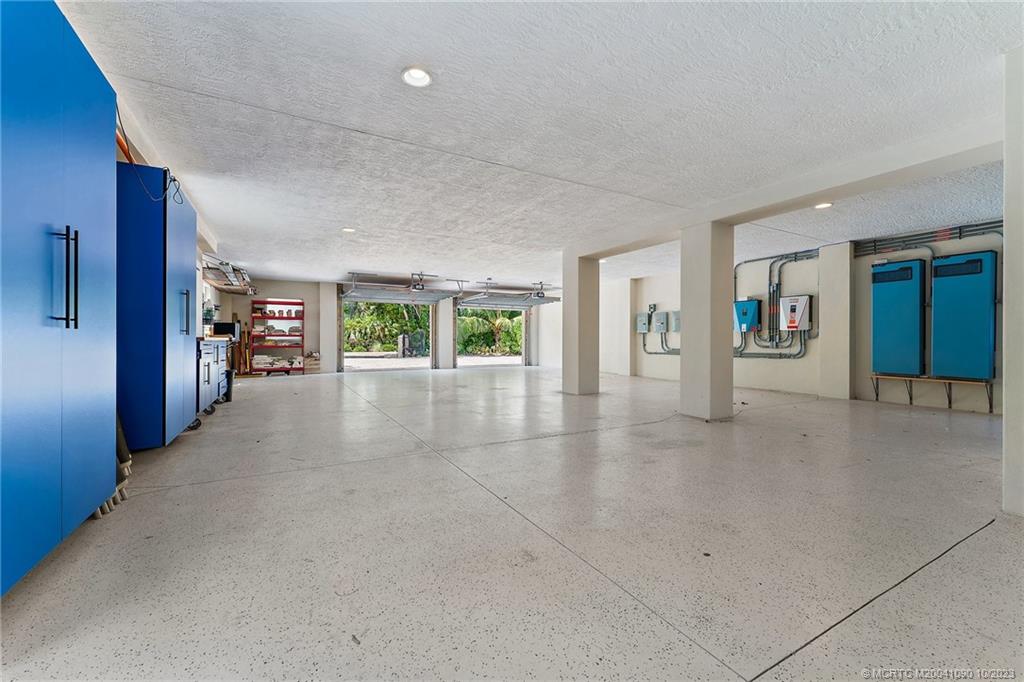 10 S Sewalls Point Road