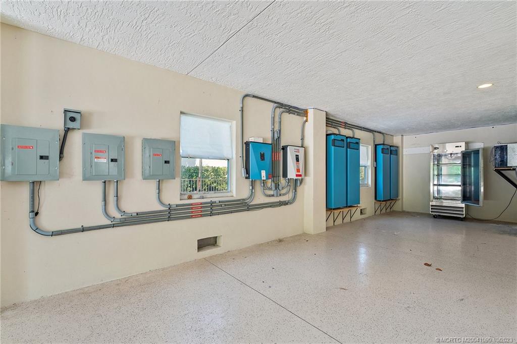 10 S Sewalls Point Road