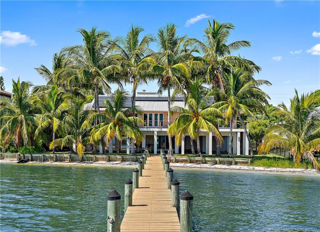 10 S Sewalls Point Road