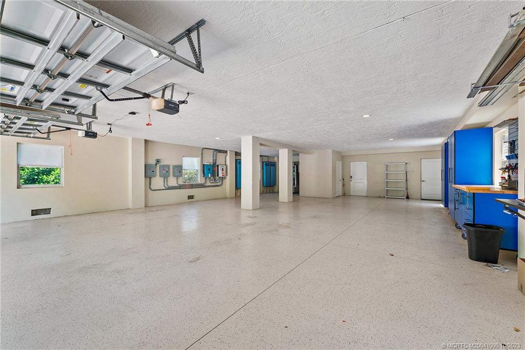 10 S Sewalls Point Road