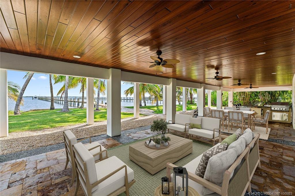 10 S Sewalls Point Road