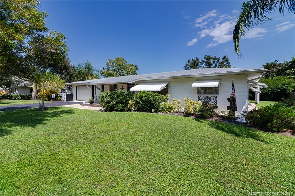 2481 NW Everglades Blvd