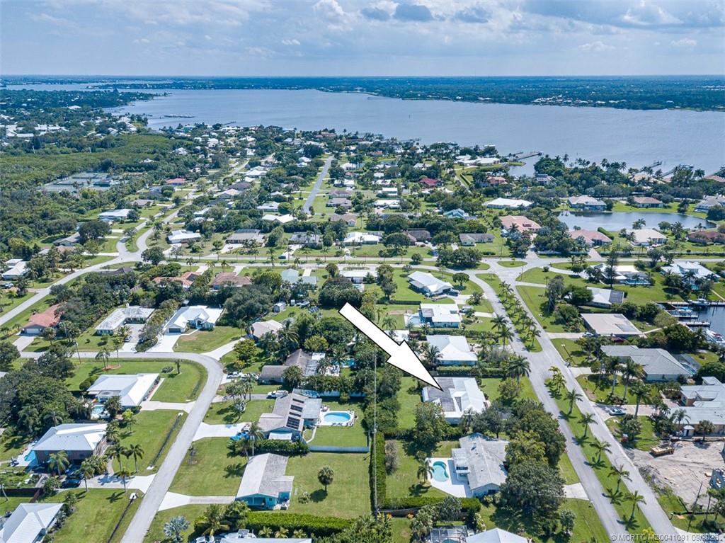 2481 NW Everglades Blvd