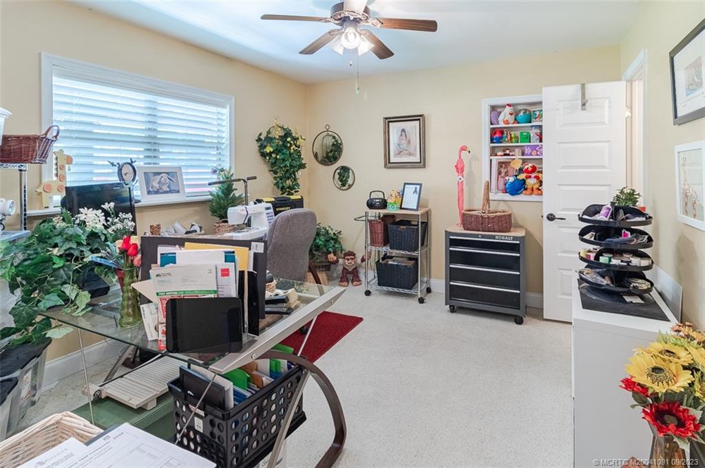 2481 NW Everglades Blvd