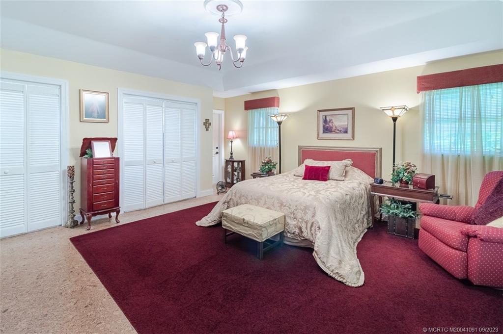 2481 NW Everglades Blvd