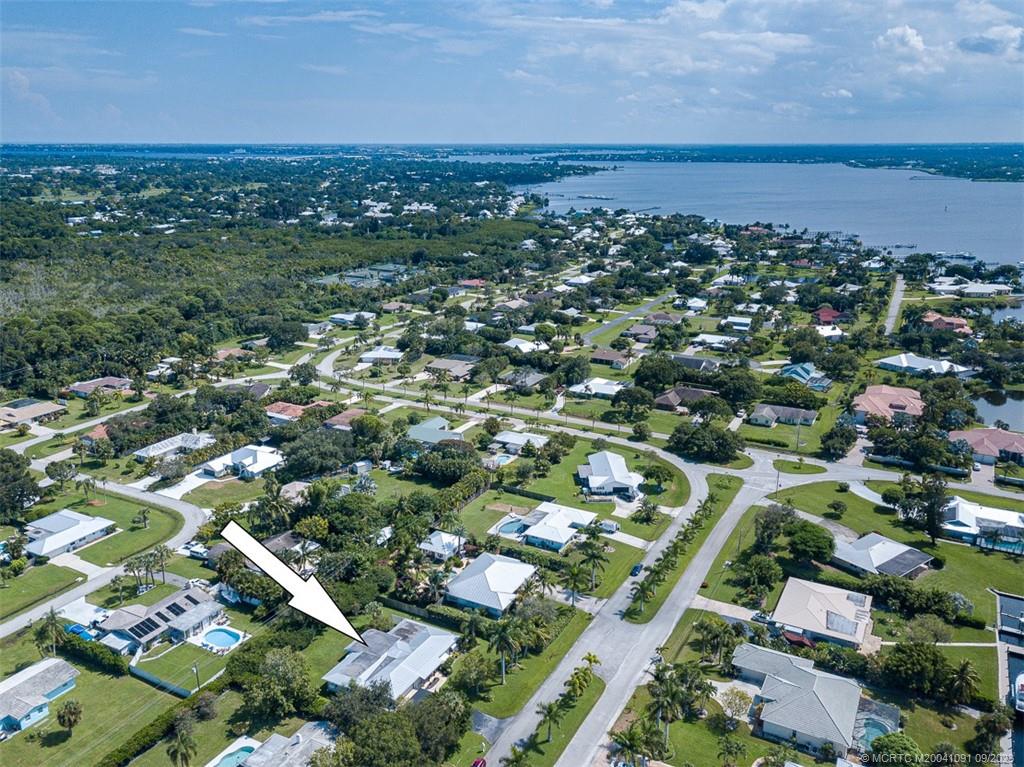 2481 NW Everglades Blvd