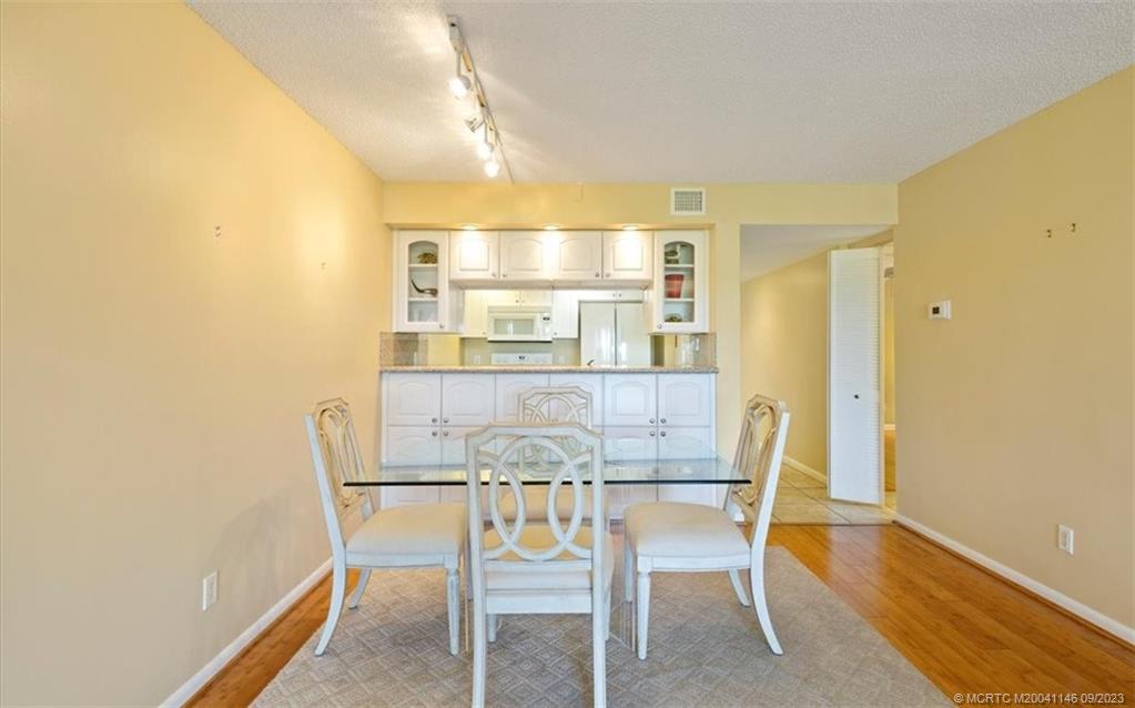 5801 NE Gulfstream Way 4903