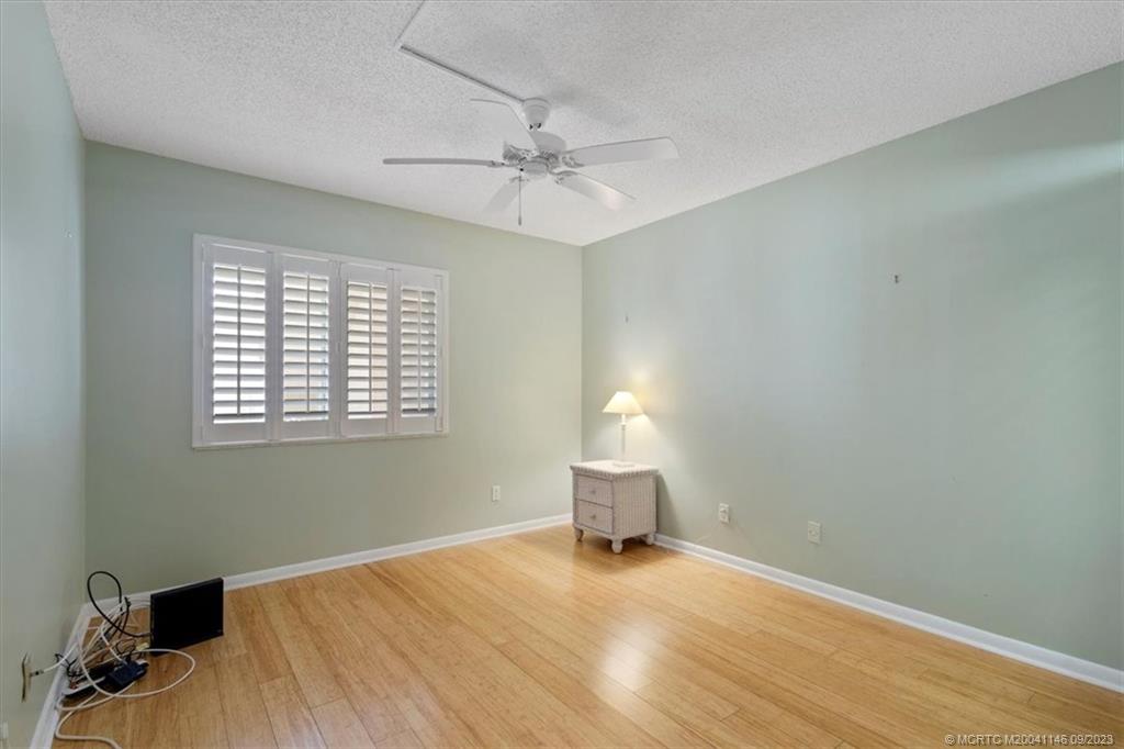 5801 NE Gulfstream Way 4903