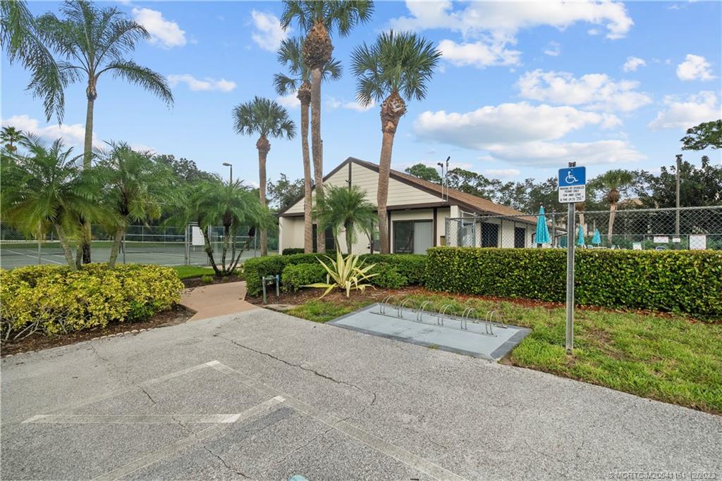 1544 SW Silver Pine Way 104-F