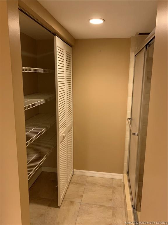 5953 SE Windsong Lane 911