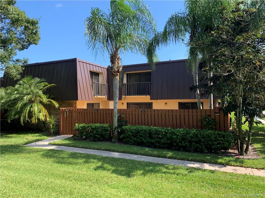 5953 SE Windsong Lane 911