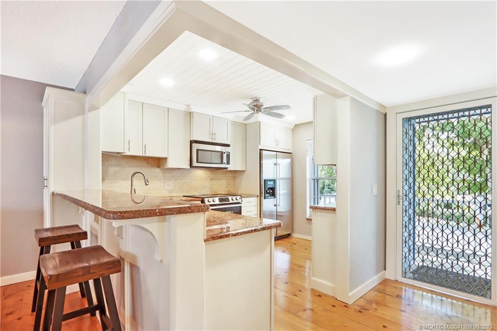 1862 SW Palm City Road 202